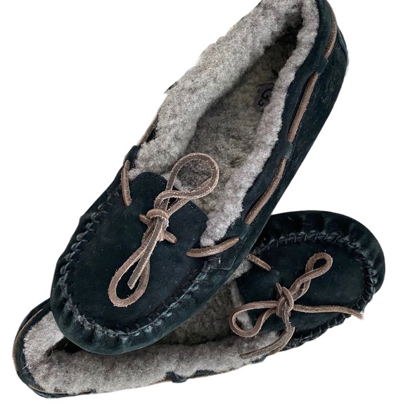 UGG Dakota shearling mocs dark blue slip on house shoes slippers 8 1862 - Picture 3 of 6